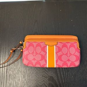 Coach NWOT Wallet/Wristlet